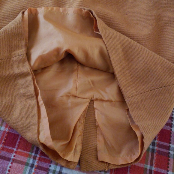 APT 9 size 10 skirt, fully lined. - Picture 3 of 7